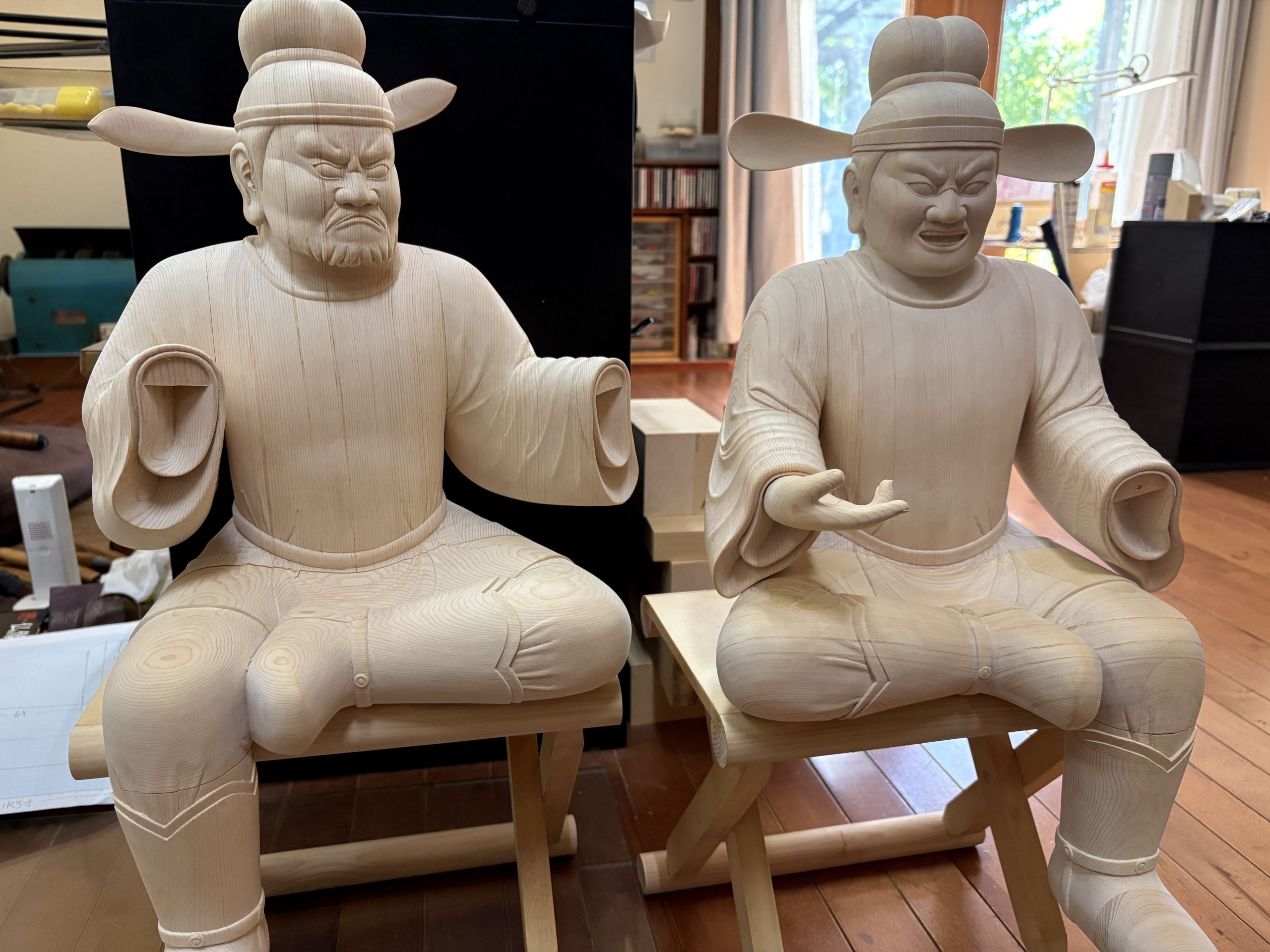 司命と司録の彫刻が完成しました』 | 信頼の安田明玄仏所